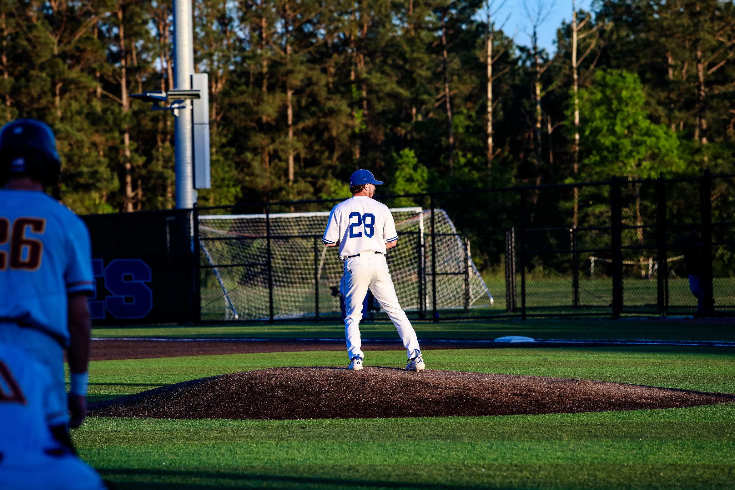 Wolves Split Road Doubleheader with Indians