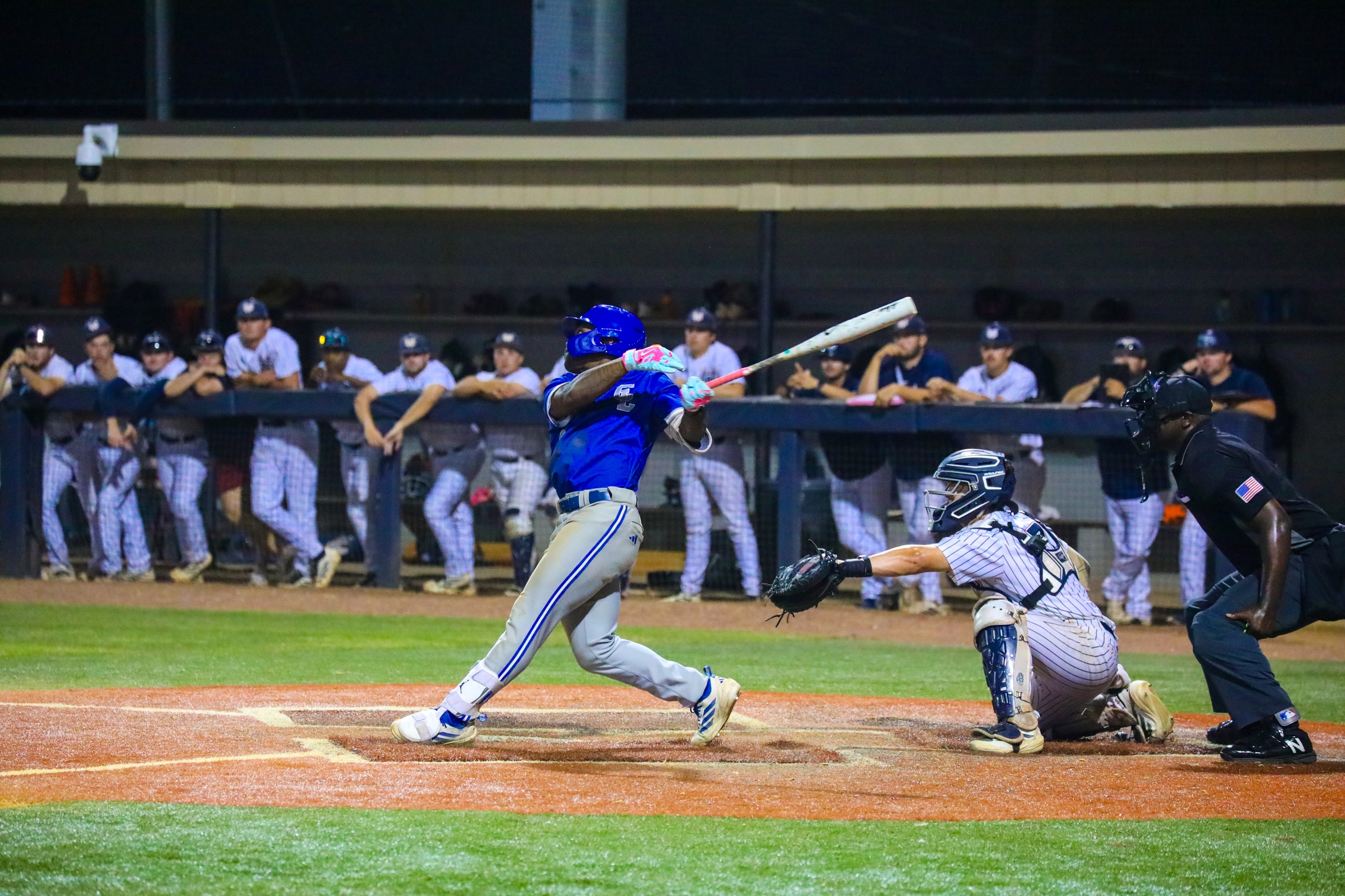 Wolves Shutout Leads to Sweep of Bulldogs