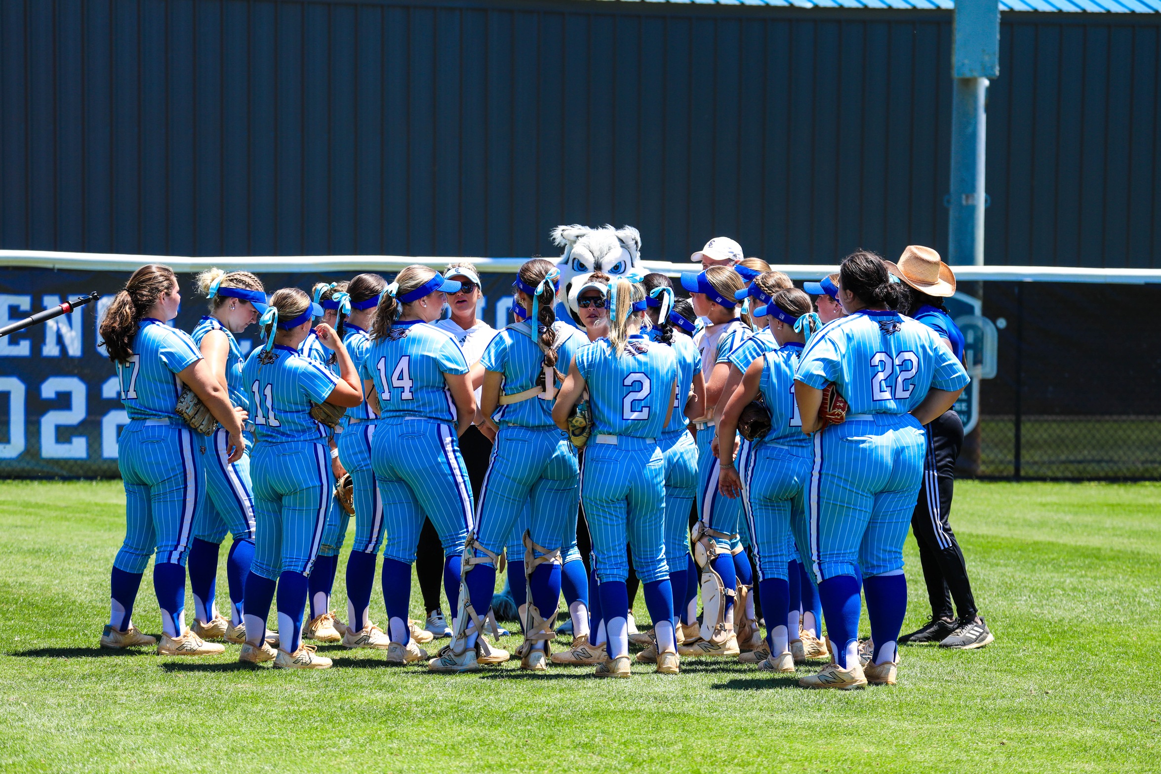 Lady Wolves Beat Rangers to Advance in Region 23 Semifinal