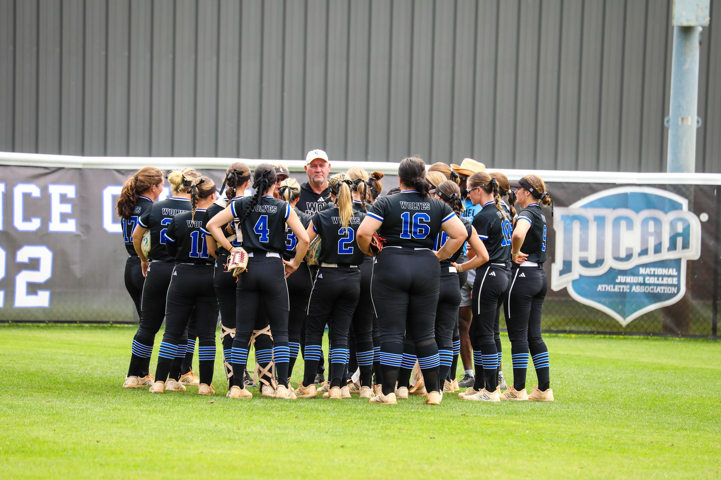 Lady Wolves Punch Ticket to Region 23 Championship